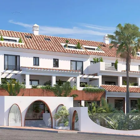 Charming 3 Bed Close To Puerto Banus With Gated Community , Lr11 *