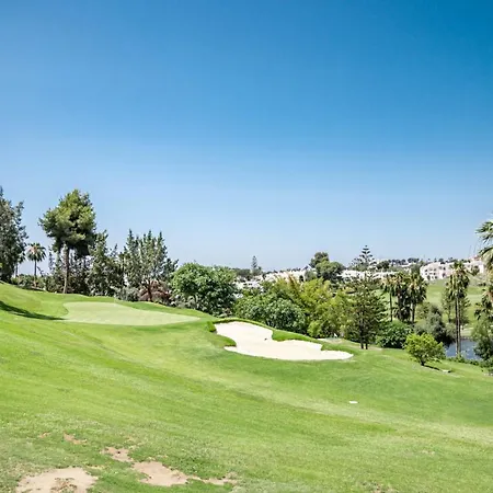 Charming 3 Bed Close To Puerto Banus With Gated Community , Lr11 *